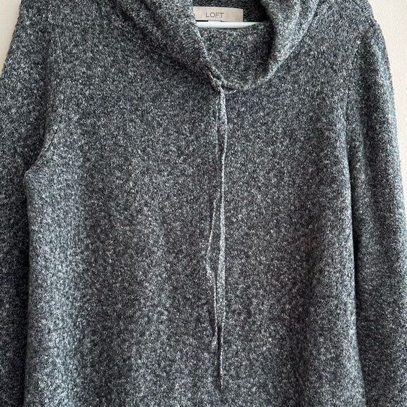 LOFT Marbled Grey Cowl Neck Sweater with Drawstring Tie, Size Medium - Picture 4 of 16